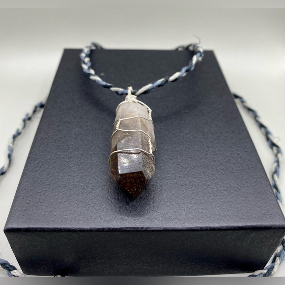 🌚 Smoky Quartz Pendant Hemp Necklace - Picture 2 of 3